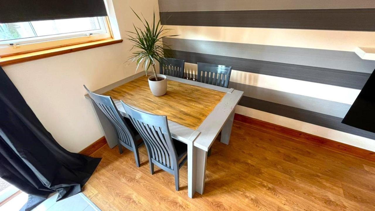 Elegant 2 Bedroom Chalet Εδιμβούργο Εξωτερικό φωτογραφία
